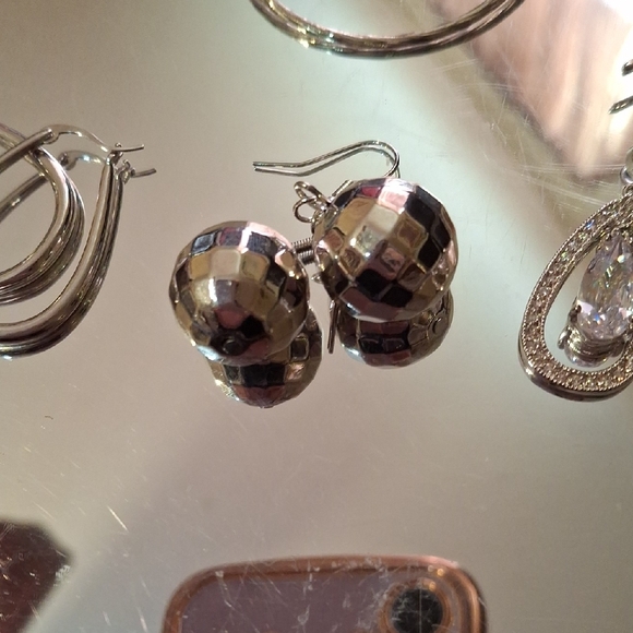 Silver Earrings 4 Pairs Jewelry - Picture 6 of 9